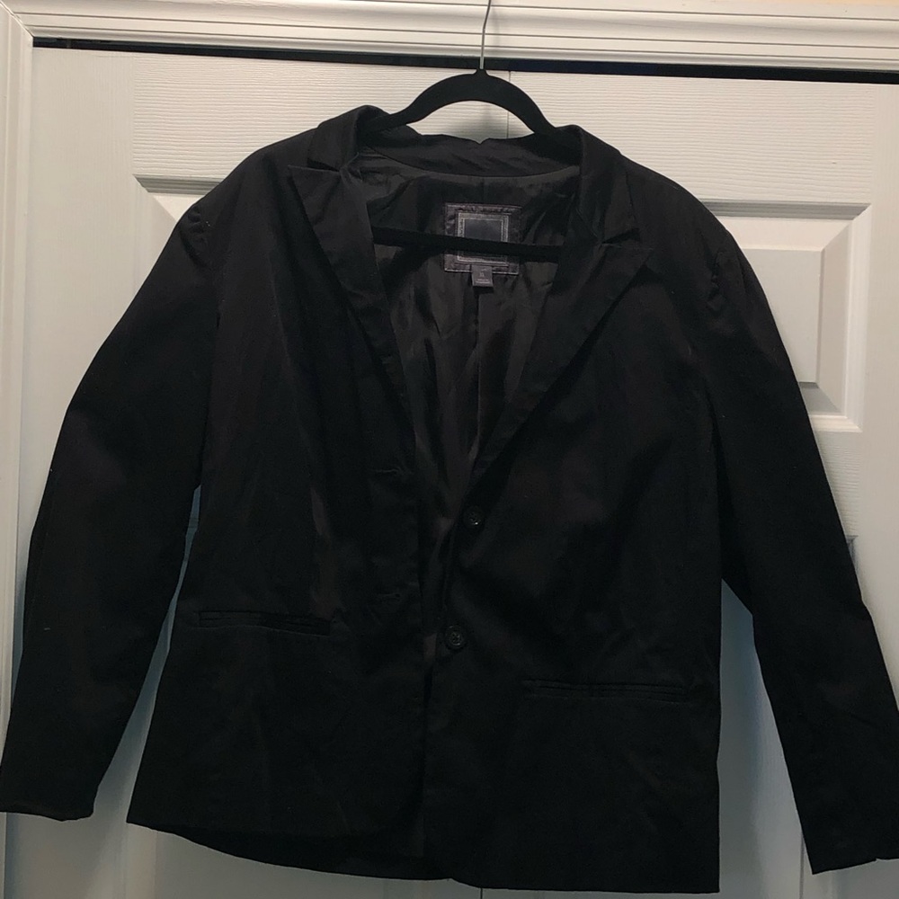 Old navy black suit jacket blazer